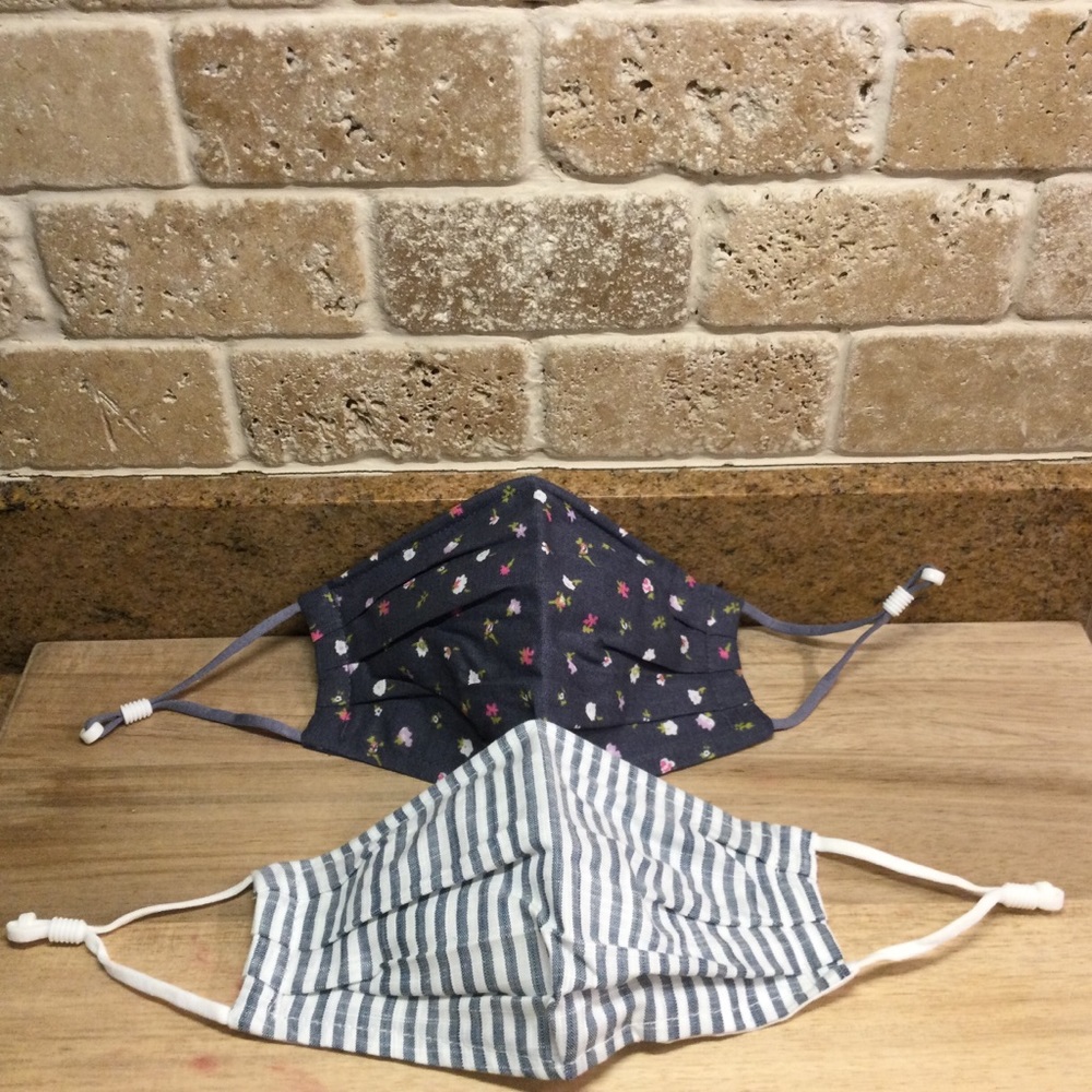 3/$20 - BNIP Cat & Jack Kids' 2pk Masks